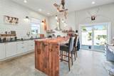 9114 Hwy 290 W - Photo 10