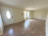 4503 Stassney Ln - Photo 3