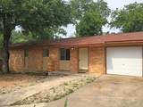 900 Austin Ave - Photo 1