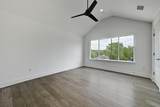2308 Maxwell Ln - Photo 11