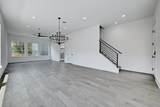 2308 Maxwell Ln - Photo 9