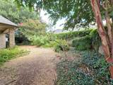 1121 Gabriel Ln - Photo 5