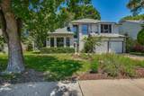 1104 Crestview St - Photo 2