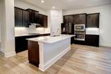 162 Adelton Blvd - Photo 11