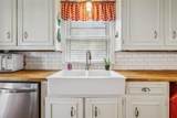 1004 Mitchell St - Photo 11