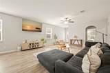 206 Star Spangled Dr - Photo 11