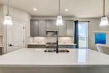 1624 Coral Sunrise Trl - Photo 11