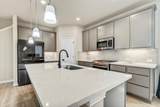 1624 Coral Sunrise Trl - Photo 8