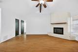 7025 Crosswood Dr - Photo 10