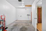 7025 Crosswood Dr - Photo 24