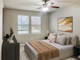 711 Rolling Oak Dr - Photo 3