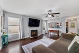 703 Sparkling Brook Ln - Photo 9