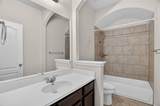 401 Daniel Xing - Photo 17