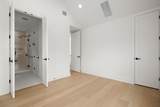913 Capitol Ct - Photo 21