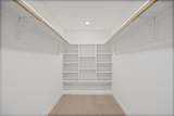 7901 Woodcroft Dr - Photo 14