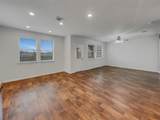 717 Twisted Oaks Ln - Photo 10