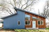 1806 Peggy St - Photo 1