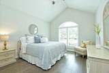 1930 Savannah Dr - Photo 29
