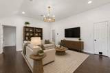 808 Bent Wood Pl - Photo 18