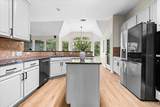 2513 Niemann Dr - Photo 11