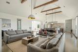1327 Schumann Rd - Photo 4