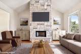 1058 Daviot Dr - Photo 9