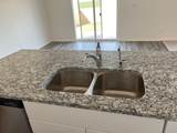 624 Gemsbok Dr - Photo 8