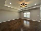 1047 Fieldstone Dr - Photo 10