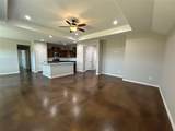 1047 Fieldstone Dr - Photo 6