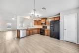 704 Mitchell Dr - Photo 9