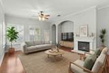 2210 Onion Creek Pkwy - Photo 2