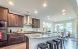 909 Catalina Ln - Photo 6