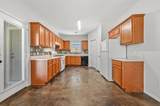 348 Sampson - Photo 11