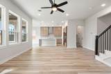 320 Marisol Bend - Photo 8