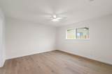 902 Warrington Dr - Photo 14
