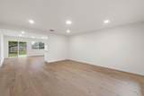 902 Warrington Dr - Photo 3