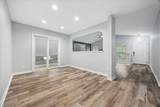 3811 Stonecroft Dr - Photo 4
