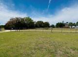 1094 Raintree Ln - Photo 2