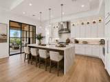 1043 Overlook Pkwy - Photo 8