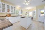 881 Saddleridge Dr - Photo 10