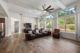 401 Skyflower Dr - Photo 6
