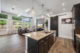 401 Skyflower Dr - Photo 9