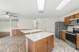 805 Catumet Dr - Photo 15