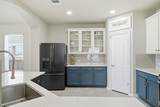 1001 Swan Flower St - Photo 6