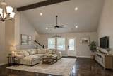 3873 Fm 1624 - Photo 4