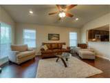 932 Lost Pines Ln - Photo 9