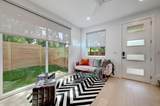 2405 11th St - Photo 4