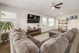 413 Hunter Loop - Photo 4