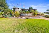 201 Merrick Rd - Photo 17