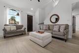 1409 Lantern Light Dr - Photo 5